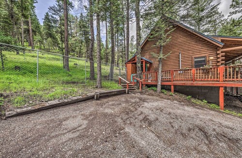 Ruidoso Cottage | Tree-lined 'polly's Perch' w/Mountain Views!