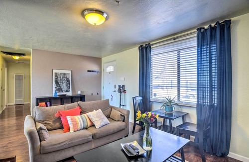 Montgomery Park Cottage | Vibrant ABQ Adobe Den: Mtn Views, Walk to Park!