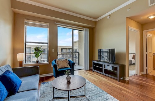 Cityplace Apartment | FRONTDESK Oakwood Residence Apts Uptown Dallas