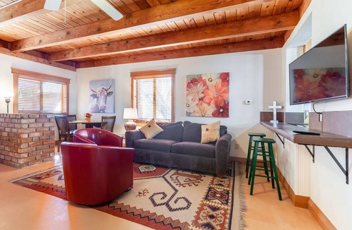 Tucson Cottage | Casita Del Sol Charming Private Studio Studio Bedroom Cabin by RedAwning