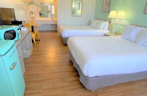 Tyrone Hotel | LuLu Hotel Silver City