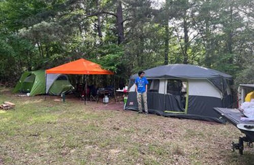 Palestine RV Rental | 10 Person Tent Cabin Rental @ The Fabulous Bok Vegas Petting Zoo