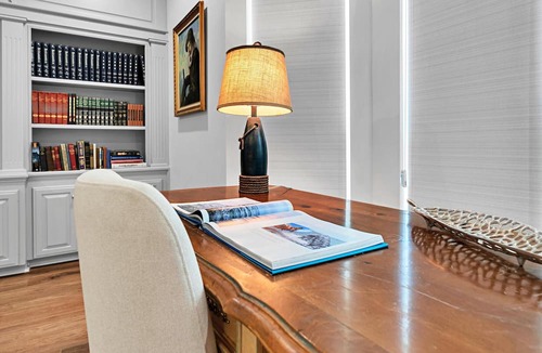 Waco House | Luxury Home with Pool 10 mins to Downtown Waco/Baylor/McLane
