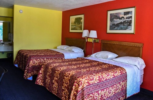 Jacksonville Hotel | Homeplace Inn