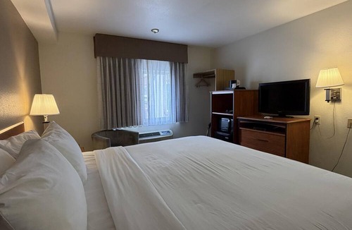 Northeast Heights Hotel | SureStay by Best Western Albuquerque East I-40