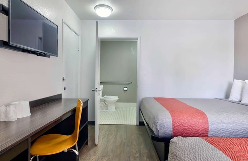 Allison Hotel | Motel 6 Gallup, NM