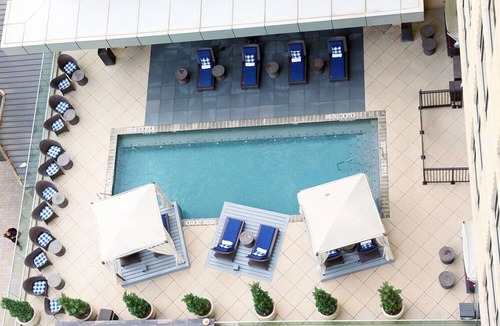 Memorial House | Family Adventure in the City! 4 Convenient Units, Free Parking, Onsite Pool