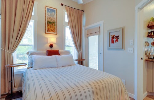 Portal Cottage | Chiricahua Birding Cabin By Cave Creek Canyon!