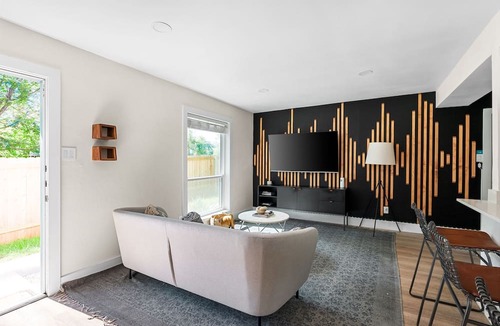 Dawson Condo | Luxury 3mi to DT ~ South Congress ~ Walkable