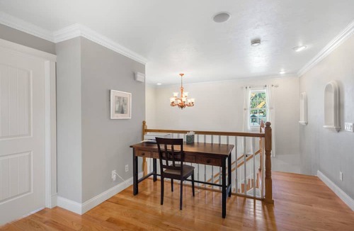 Ouray House | The Victorian Off Main St | Hot Tub | Fireplace
