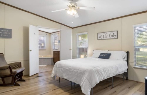 Kingston House | Lake Texoma Retreat Boat Parking Fire Pit Sleeps 9