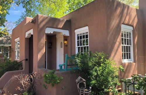 South Capitol Hotel | BOUTIQUE HOTEL - King deluxe Suite 1/2 mi. from Santa Fe Plaza