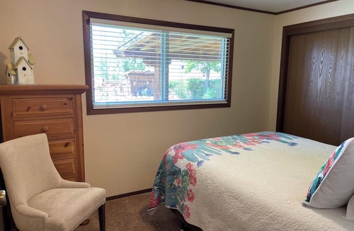 Page House | Lakeliving Multi Family Retreat, with large beautiful outdoor living space