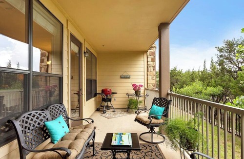 Leander Condo | Cozy Villa in the Hollows - Beach Club/Pools