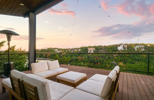 Apache Shores House | Modern Hill Country Home ~ Sunset Views and BBQ