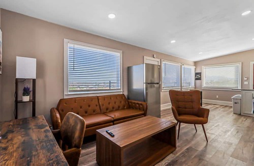 El Paso Apartment | Cozy 1B Private Terrace View