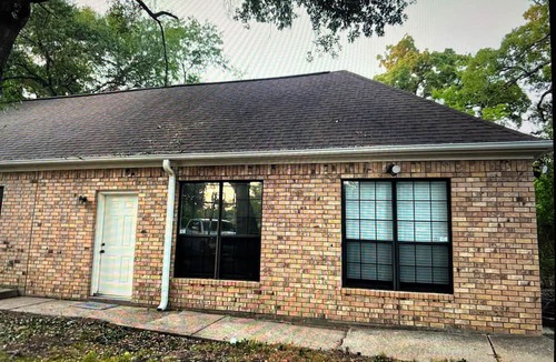 Southwood Valley Apartment | Cozy 2-bedroom in College Station minutes from campus!