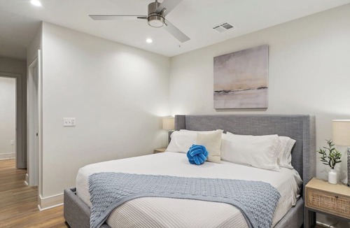 Central Business District Hotel | The Eleanor New Orleans 4BD/4B - All King Bedrooms