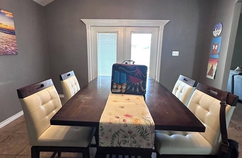 South Side House | Beach Break 4-bedroom house in fabulous Corpus Christi with Remote office