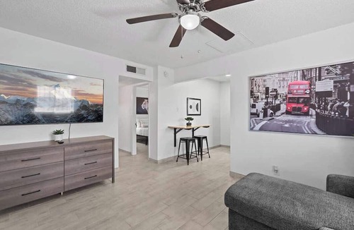 Biggs Field Apartment | Sleek 2-Bed 1-Bath Home Near Fort Bliss