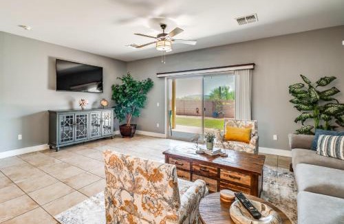 Drexel Heights House | Walk to Tucson Trails! Private Yard w/Views