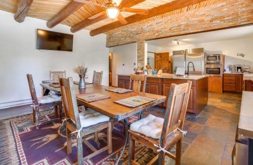 Canoncito Apartment | Artsy & Spacious Retreat w/Sauna in Santa Fe!