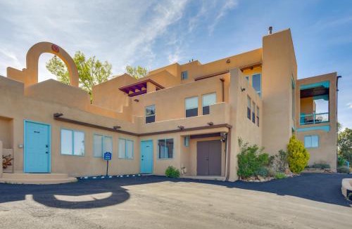 Canoncito Apartment | Artsy & Spacious Retreat w/Sauna in Santa Fe!