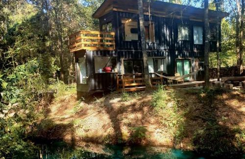 Plantersville Villa | Waterfront Getaway near Houston - Fishing