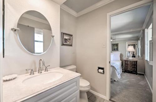 Kerrville House | Snowbird-Friendly House with Game Room, Full Kitchen, Balcony & W/D