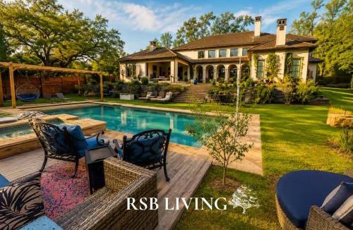Lakewood House | Grand Luxury Estate - 6BR & 8BA w Pool - 11K Sq Ft
