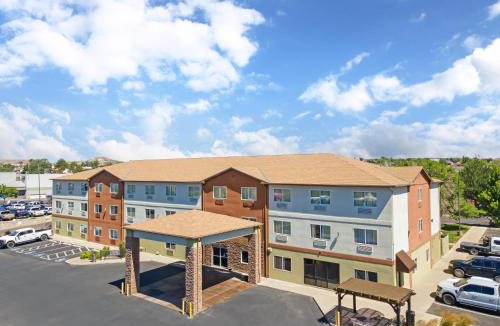 Farmington Hotel | Best Western Plus the Four Corners Inn