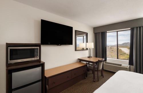 Tombstone Hotel | Tombstone Grand Hotel, a Baymont by Wyndham