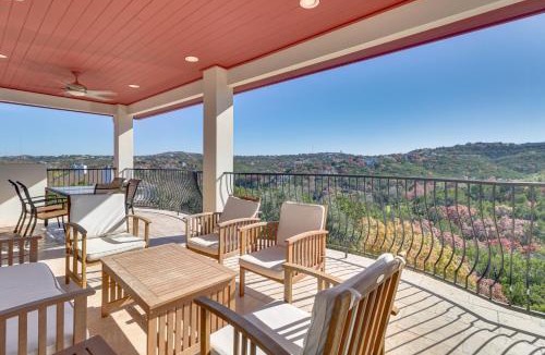 Rob Roy On The Lake House | Patio, Pool & Views: Spacious Hill Country Getaway