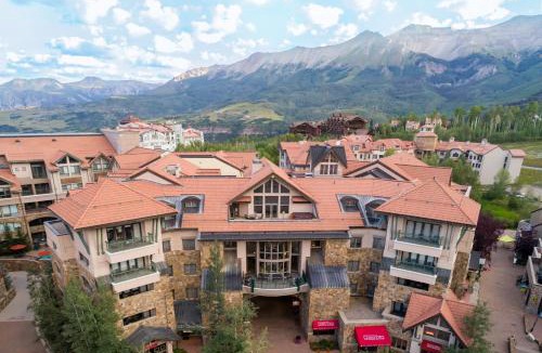 Mountain Village Cabin | Fairmont Heritage Place, Franz Klammer Lodge