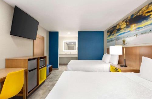 Ruidoso Downs Hotel | Days Inn by Wyndham Ruidoso Downs