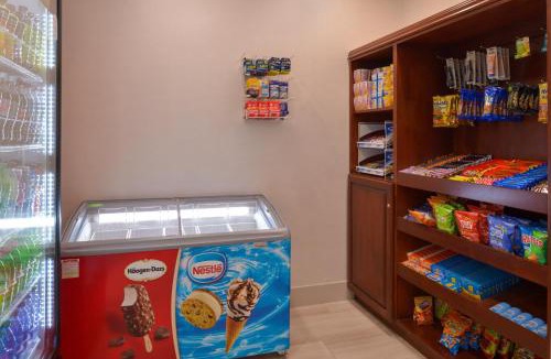 McNeil Hotel | Holiday Inn Express & Suites Austin NW - Lakeline by IHG