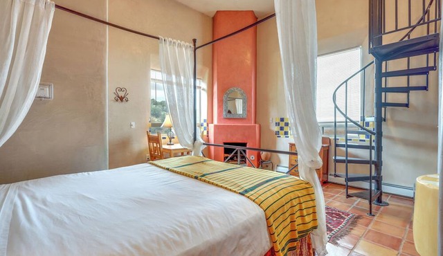Los Cerrillos Hillside Hacienda on 65 Acres!