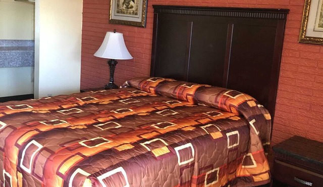 Economy Inn