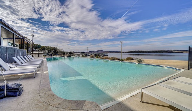 Pool Access, Walk to Water! Possum Kingdom Cabin