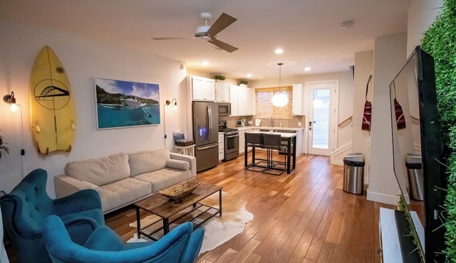 SoCo House - Huge rooftop deck PRIME Location