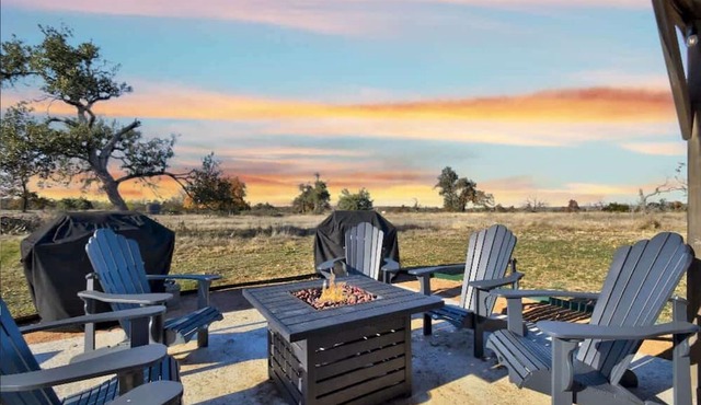 Wine Country Cottage With Scenic Hill Country Views