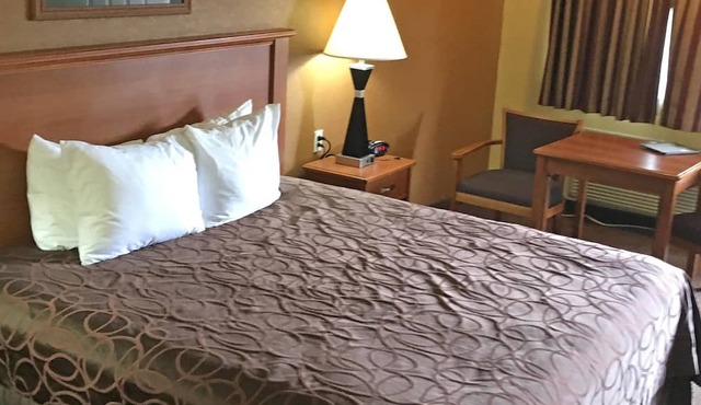 Xecutive Inn and Suites