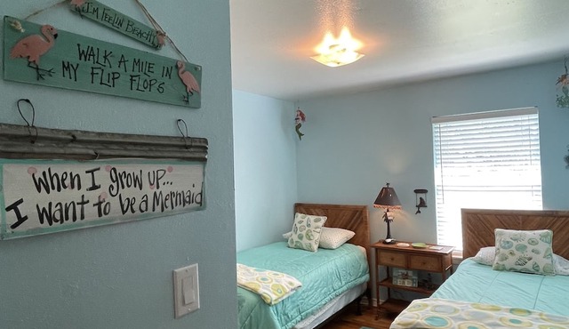 Salty Shores in Rockport TX, Sleeps 10