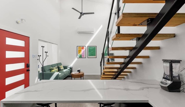 Bauhaus loft in the EE - 3 km from FIFA Fest