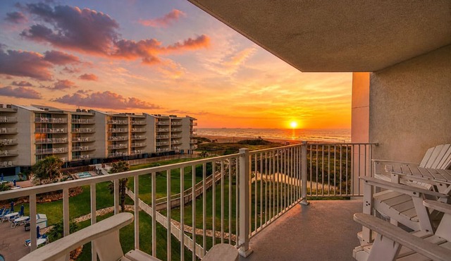 Sandcastle Condominiums Unit 433