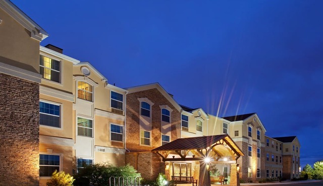 2 Bedroom | Equipped Suite | Pool + Hot Tub Access