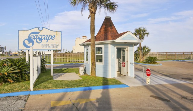 Beachfront Bliss: Condo with Pool, Steps from the Sand!