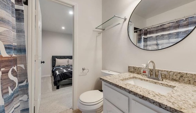 Come Take a Splash at Updated Beautiful Home!