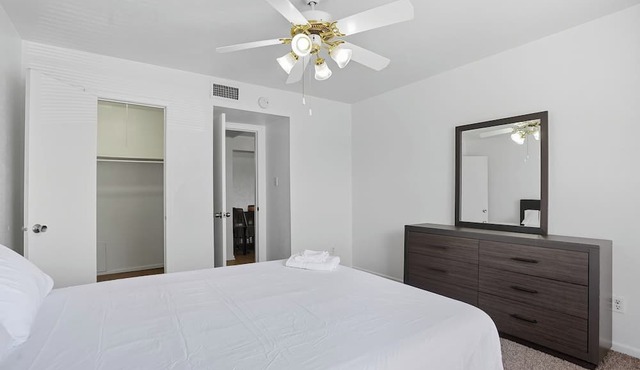 Apt. In college Station TX Mins to major hospitals and A&M U