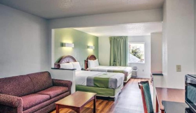 2 King Beds|Suite,Nsmk,Sofa-Bed